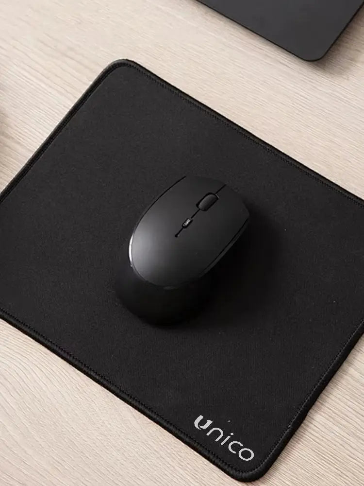 Stealth Pad — Black mouse mat 300 × 250 mm